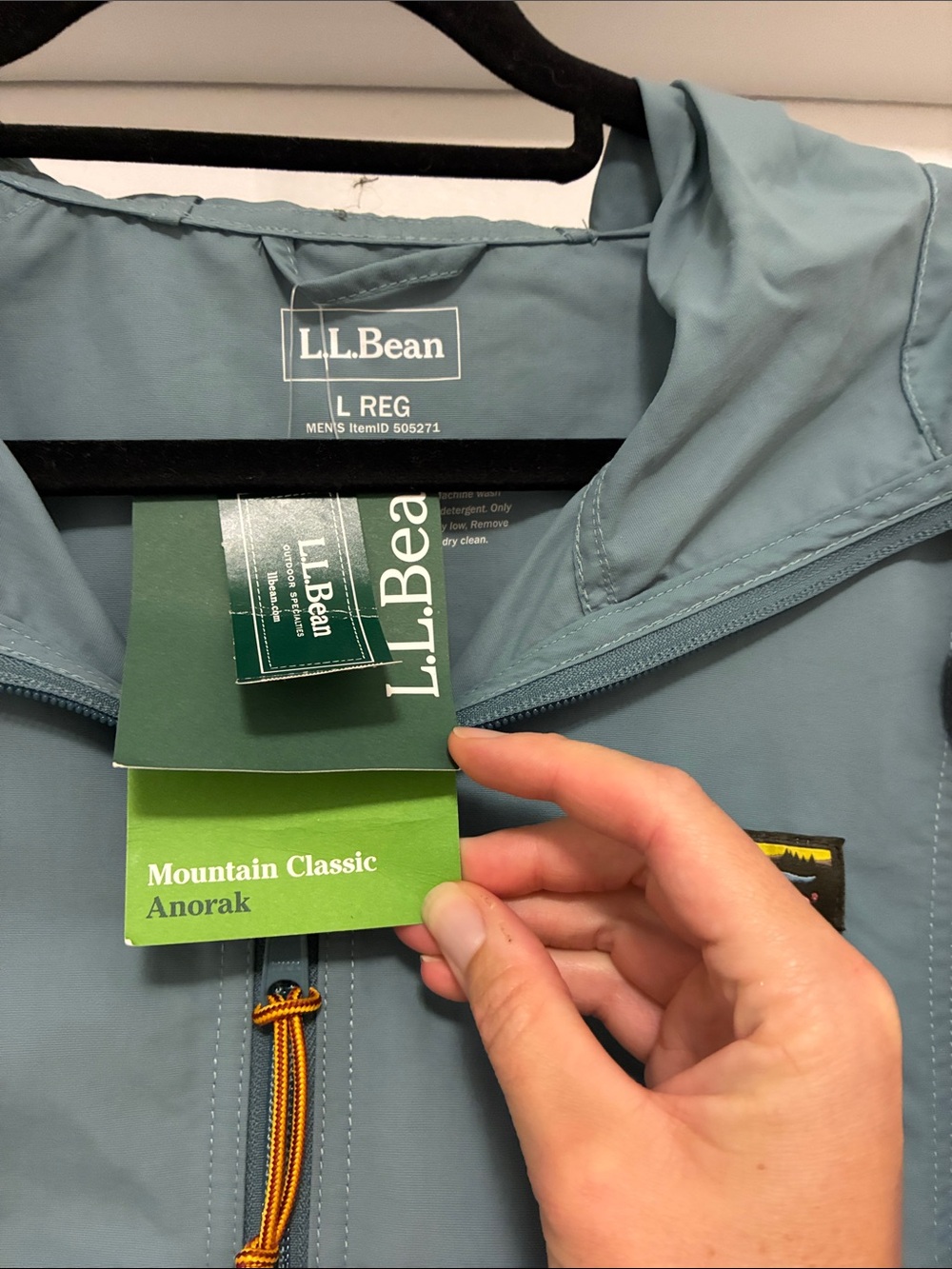 L.L. Bean Colorblock Hooded Anorak Jacket in Light Teal/Blue/Green - Picture 2 of 4